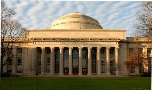 2018年全球大學(xué)排行榜新鮮出爐 清華大學(xué)計算機(jī)專業(yè)名列第一