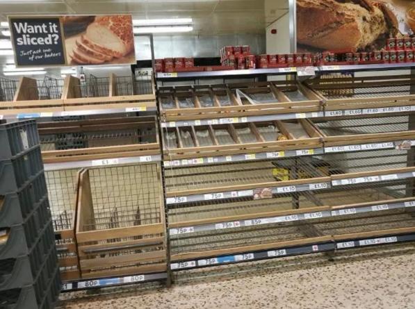 寒潮侵襲！英國(guó)人如臨大敵，卻遭北歐加拿大網(wǎng)友無(wú)情嘲笑