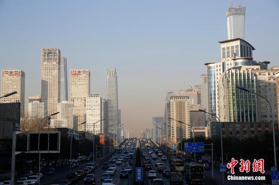 中國全面打響藍天、碧水、凈土三大保衛(wèi)戰(zhàn)