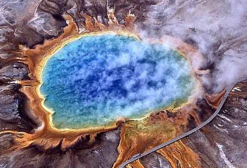 美黃石公園藏超級(jí)火山 若噴發(fā)恐瞬間致8.7萬(wàn)人死亡