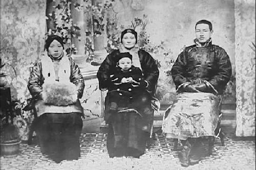 二戰(zhàn)各國(guó)首腦的老婆啥樣