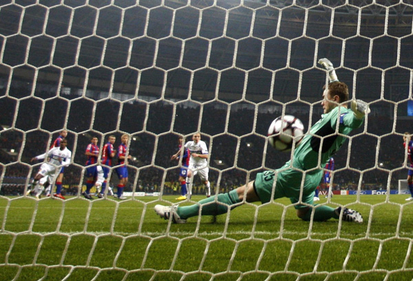 梅西獨(dú)中四元 巴薩大勝阿森納 國米1:0中央陸軍