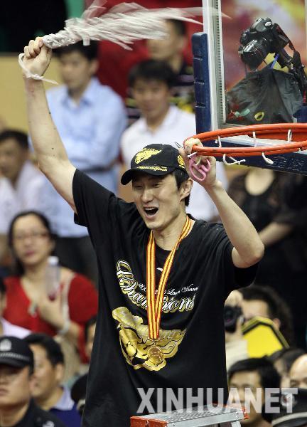 CBA總決賽：廣東隊摘得總冠軍