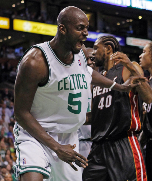 NBA：綠衫軍滅火 騎士駕馭公牛 雙雙晉級(jí)