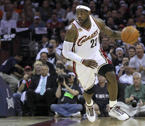 NBA：綠衫軍大勝奪主場優(yōu)勢 騎士1:1被扳平