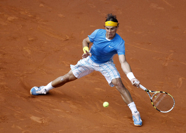 馬德里賽：納達爾苦戰(zhàn)過關(guān) 小威遭逆轉(zhuǎn)出局