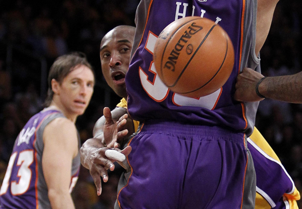 NBA：科比40分力壓納什兩雙 西部決賽湖人1:0太陽(yáng)