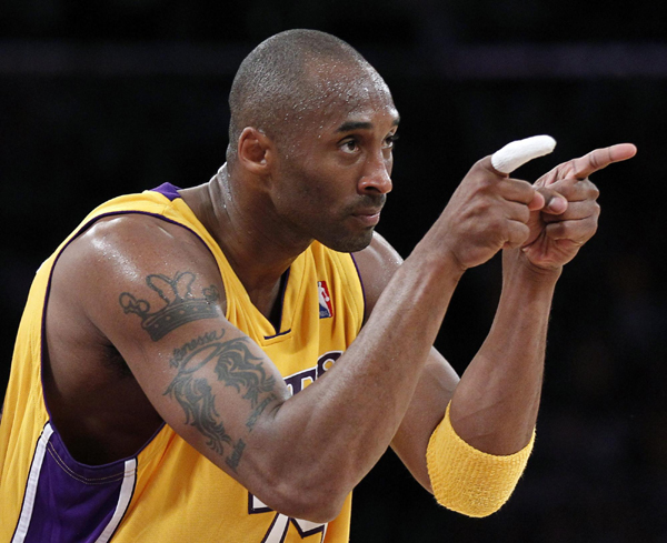 NBA：科比創(chuàng)季后賽新高 湖人再擒太陽(yáng)