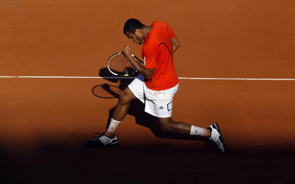 法網(wǎng)：大威輕松晉級 阿扎倫卡、桑切斯連遭爆冷