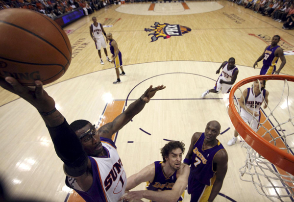 NBA：替補發(fā)威貢獻54分 太陽勝湖人扳成2:2