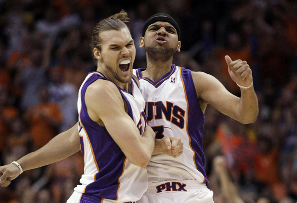 NBA：替補發(fā)威貢獻(xiàn)54分 太陽勝湖人扳成2:2