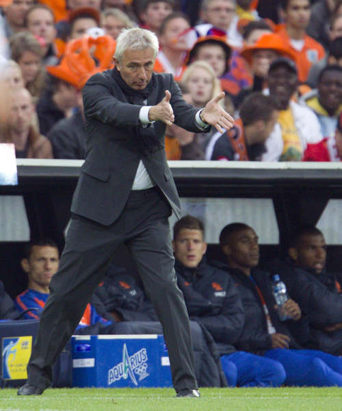 熱身賽：范德法特傳射造點(diǎn)球 荷蘭4:1大勝加納