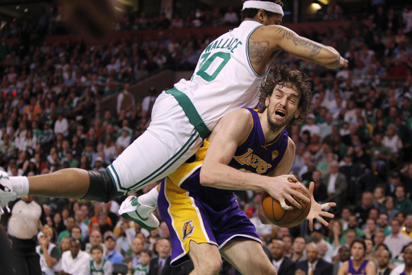 NBA：凱爾特人末節(jié)制勝湖人 總比分2:2