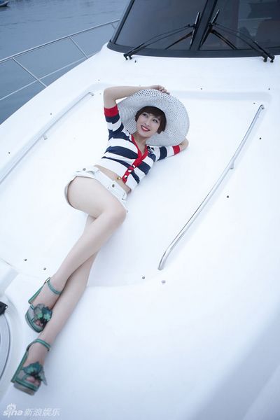 孔令輝女友馬蘇拍豪華游輪寫真