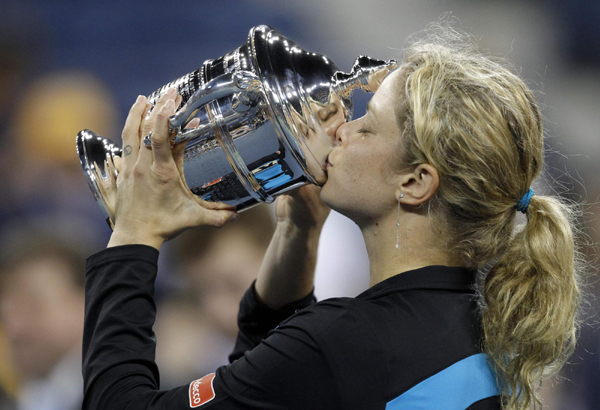 克里斯特爾斯橫掃茲沃娜列娃 第三度美網(wǎng)封后