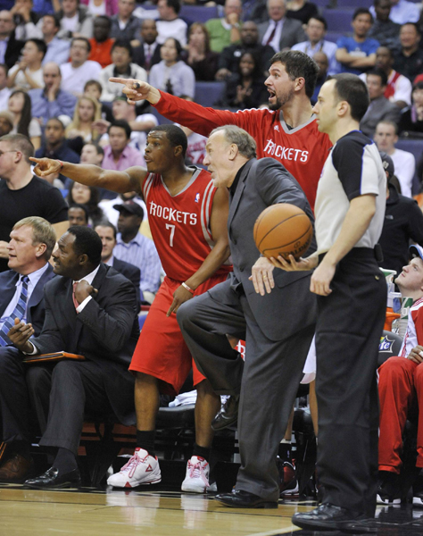 姚明傷退中國德比 易建聯(lián)13分奇才98:91力克火箭