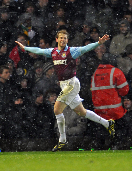 英格蘭聯(lián)賽杯：曼聯(lián)慘敗西漢姆 阿森納晉級(jí)四強(qiáng)