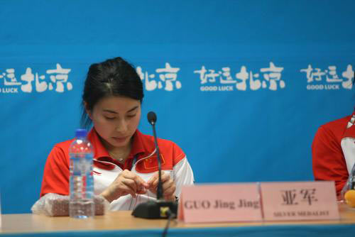 郭晶晶雷人事跡大盤(pán)點(diǎn) 跳水女皇“躺著都中槍”