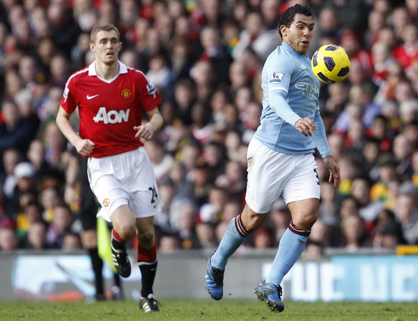 英超：魯尼超級(jí)世界波絕殺納尼傳射 曼聯(lián)2:1勝曼城