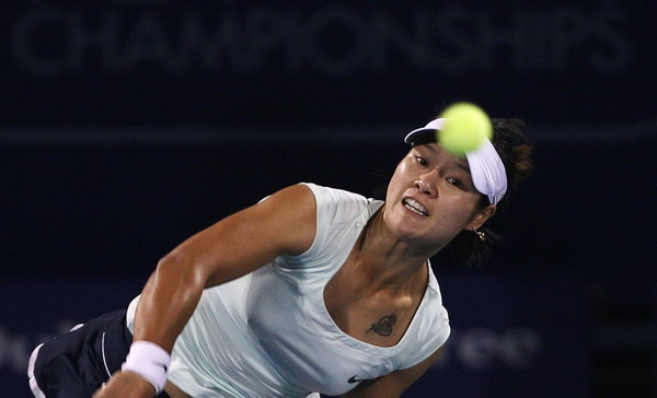 李娜痛失四賽點(diǎn) 澳網(wǎng)后首秀慘遭逆轉(zhuǎn)