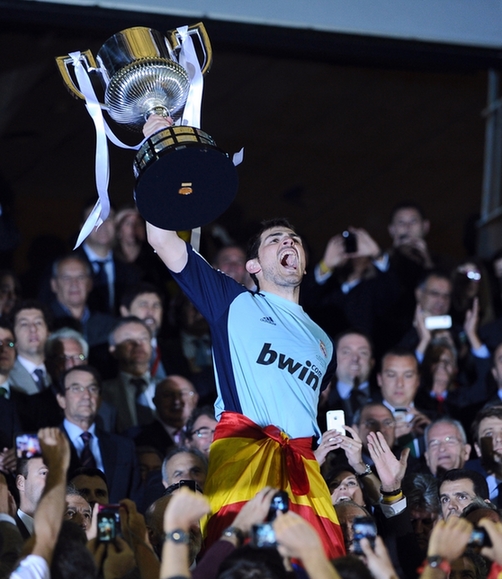 高清-C羅加時(shí)絕殺 皇馬1-0勝巴薩時(shí)隔18年奪冠