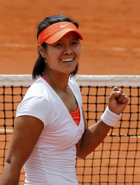 法網(wǎng)：李娜2:1逆轉(zhuǎn)首進(jìn)八強(qiáng) 再創(chuàng)中國(guó)女網(wǎng)歷史