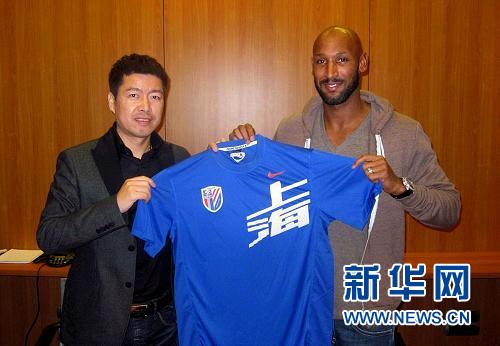 阿內(nèi)爾卡加盟申花：里程碑式簽約，還是擺闊買賣？