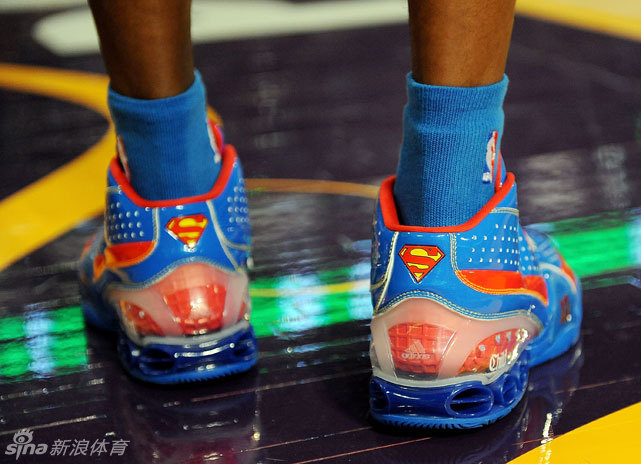 霍華德珍藏老照片