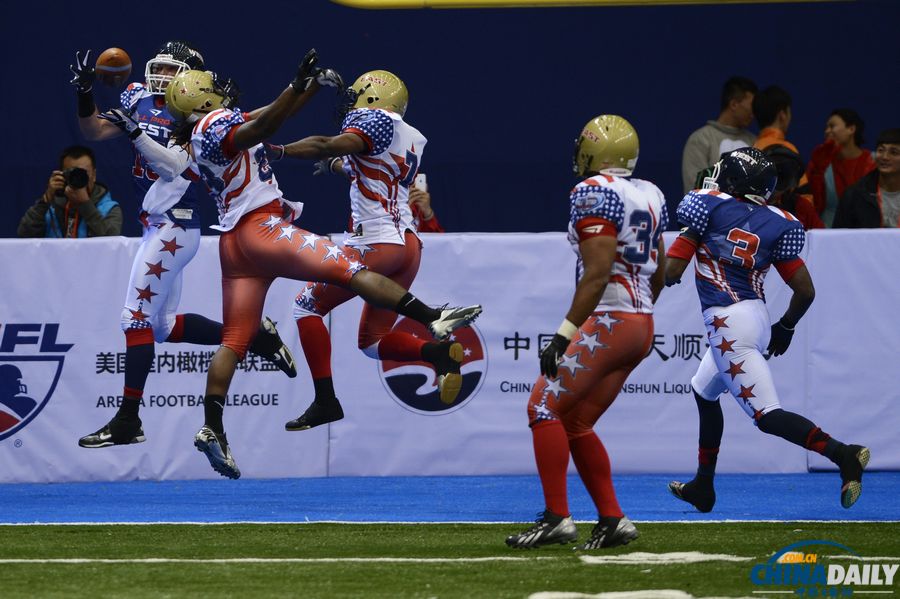 美國職業(yè)室內(nèi)橄欖球東西部明星對決首次來華比賽