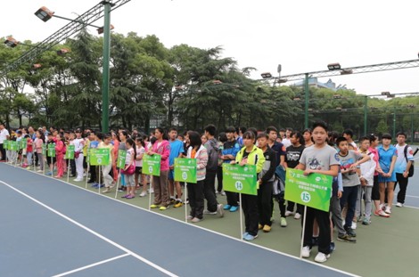 中弘股份鼎力支持 66名江西青少年當(dāng)選網(wǎng)球球童